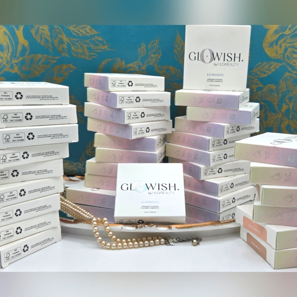 HUDA GloWish Luminous Lightweight Blurring Pressed Powder - CHOOSE YOUR SHADE